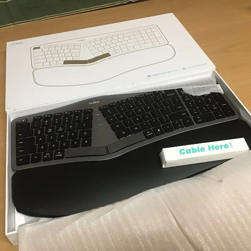 Nulea RT05 Wireless Ergonomic Keyboard Split Keyboard with Wrist Rest USB-C C...